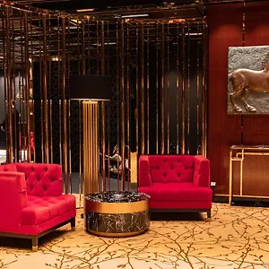Mandarin Club House Hotel